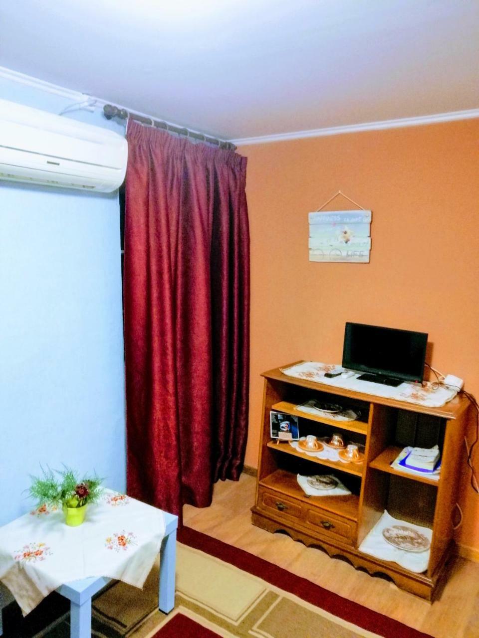 Aphrodite's Apartament Corfu (city)